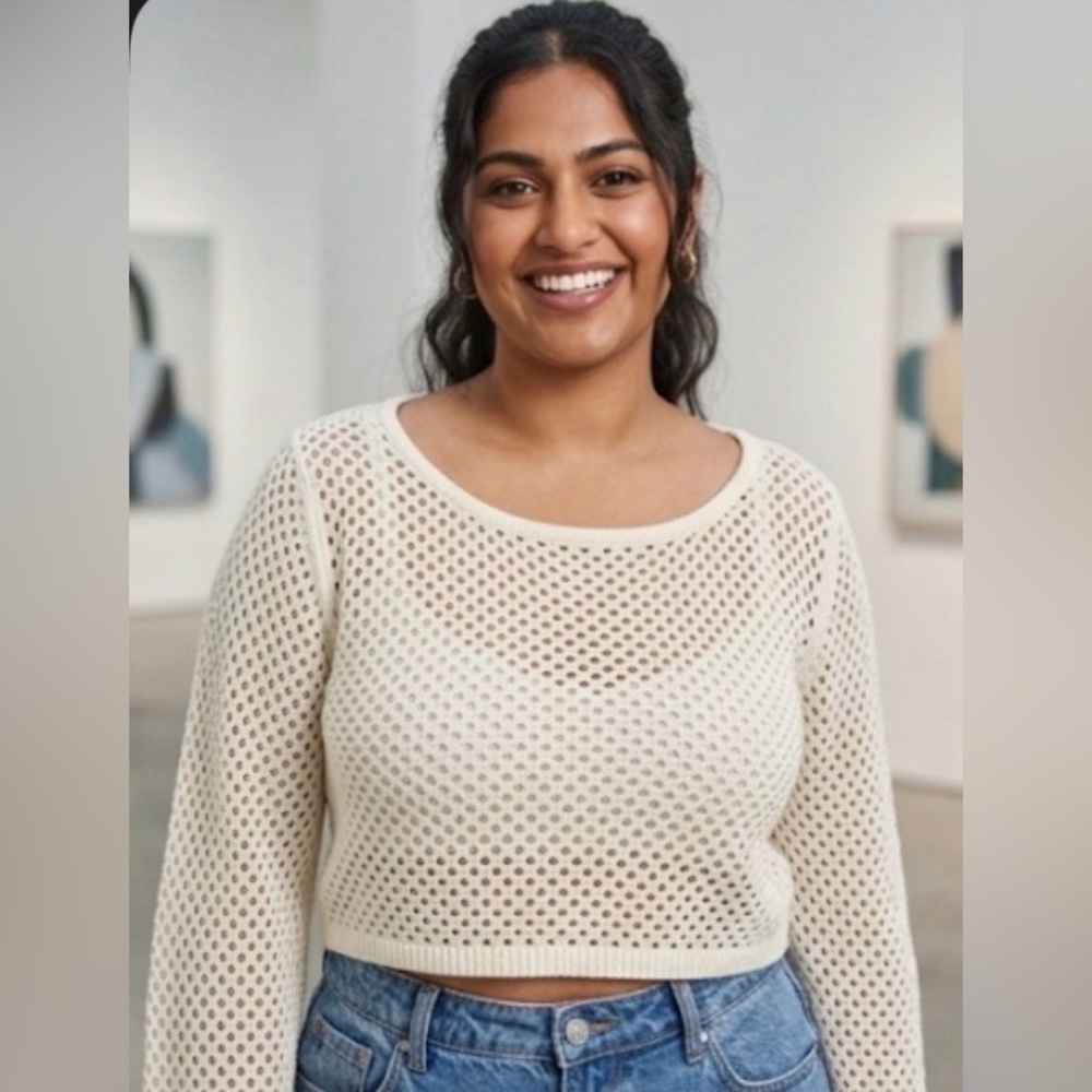 Forever21 Off-White Knit Cropped Sweater